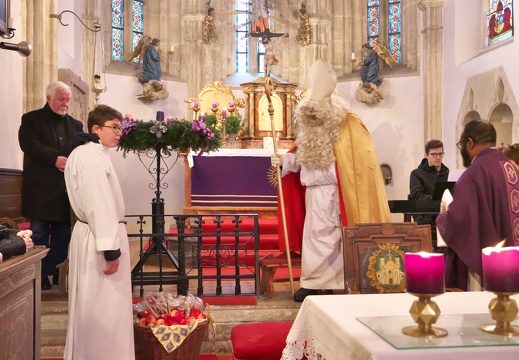 181209 Familienmesse mit Nikolaus-11