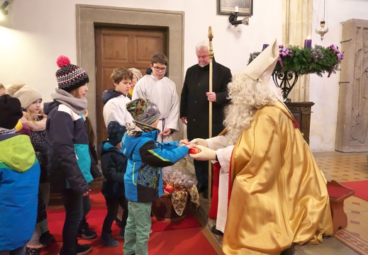 181209 Familienmesse mit Nikolaus-14