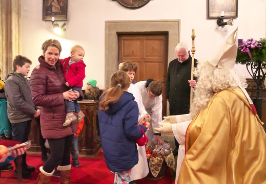 181209 Familienmesse mit Nikolaus-16