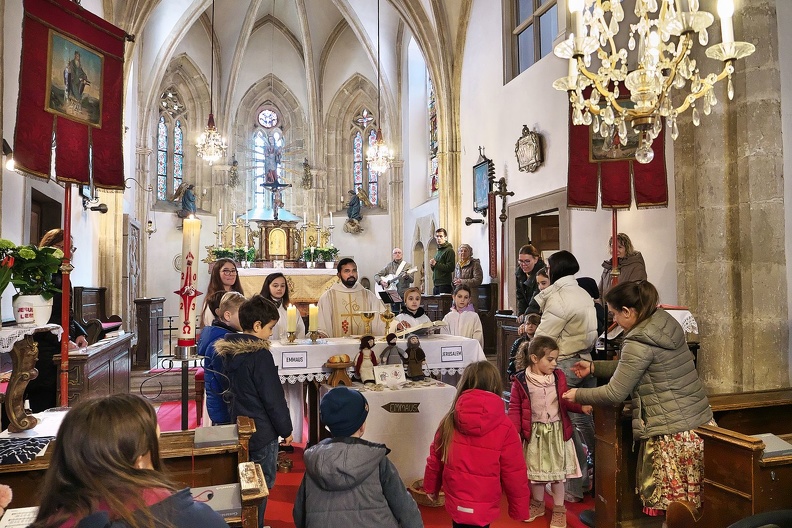 230410 Kindermesse und Ostereiersuche-11.jpg