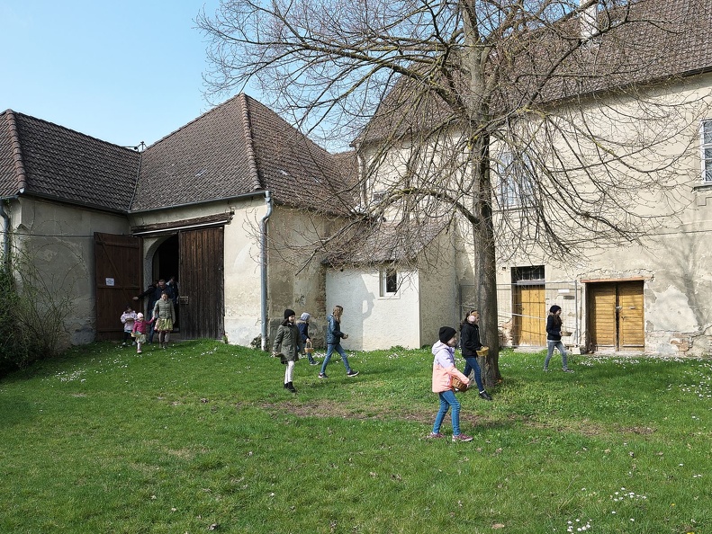 230410 Kindermesse und Ostereiersuche-16.jpg