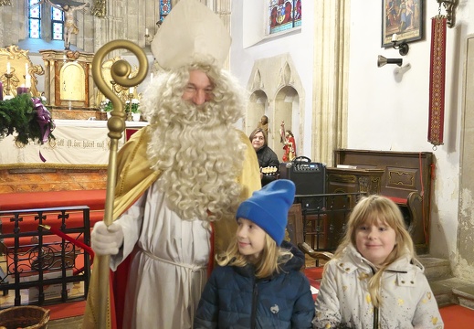 241208 KIndermesse mit Nikolaus-09
